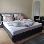 Zsanett * Heviz