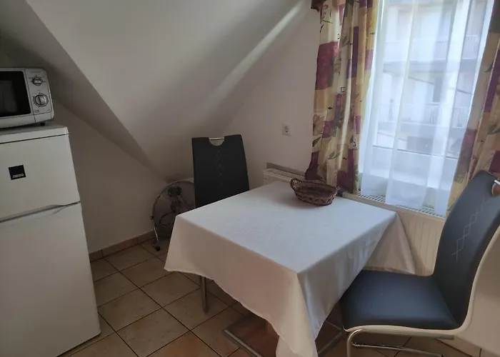 Zsanett Apartman
