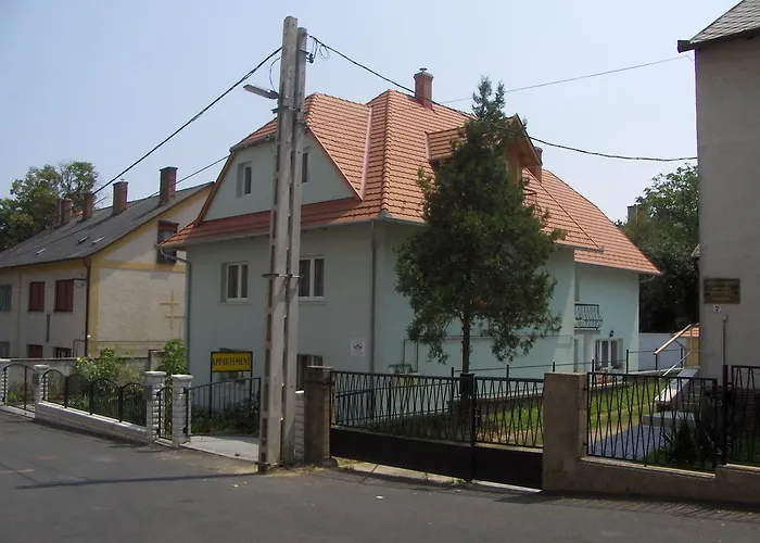 Zsanett Apartman